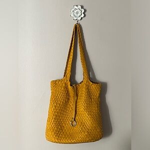 Women’s Cleo Woven Soft Vegan Leather Shoulder Bag / Tote Bag